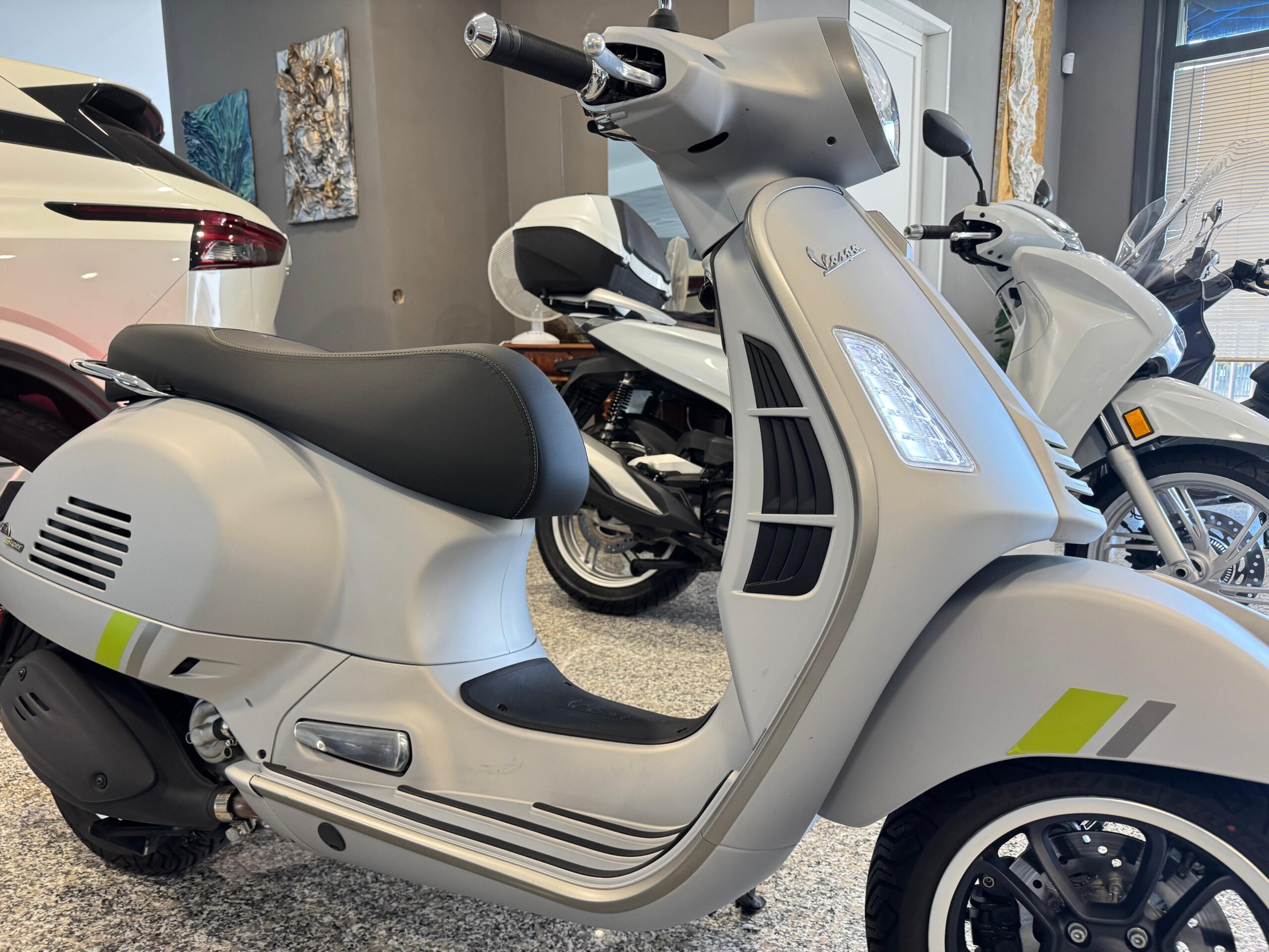 VESPA GTS 300 SuperTech VESPA GTS 300 SuperTech