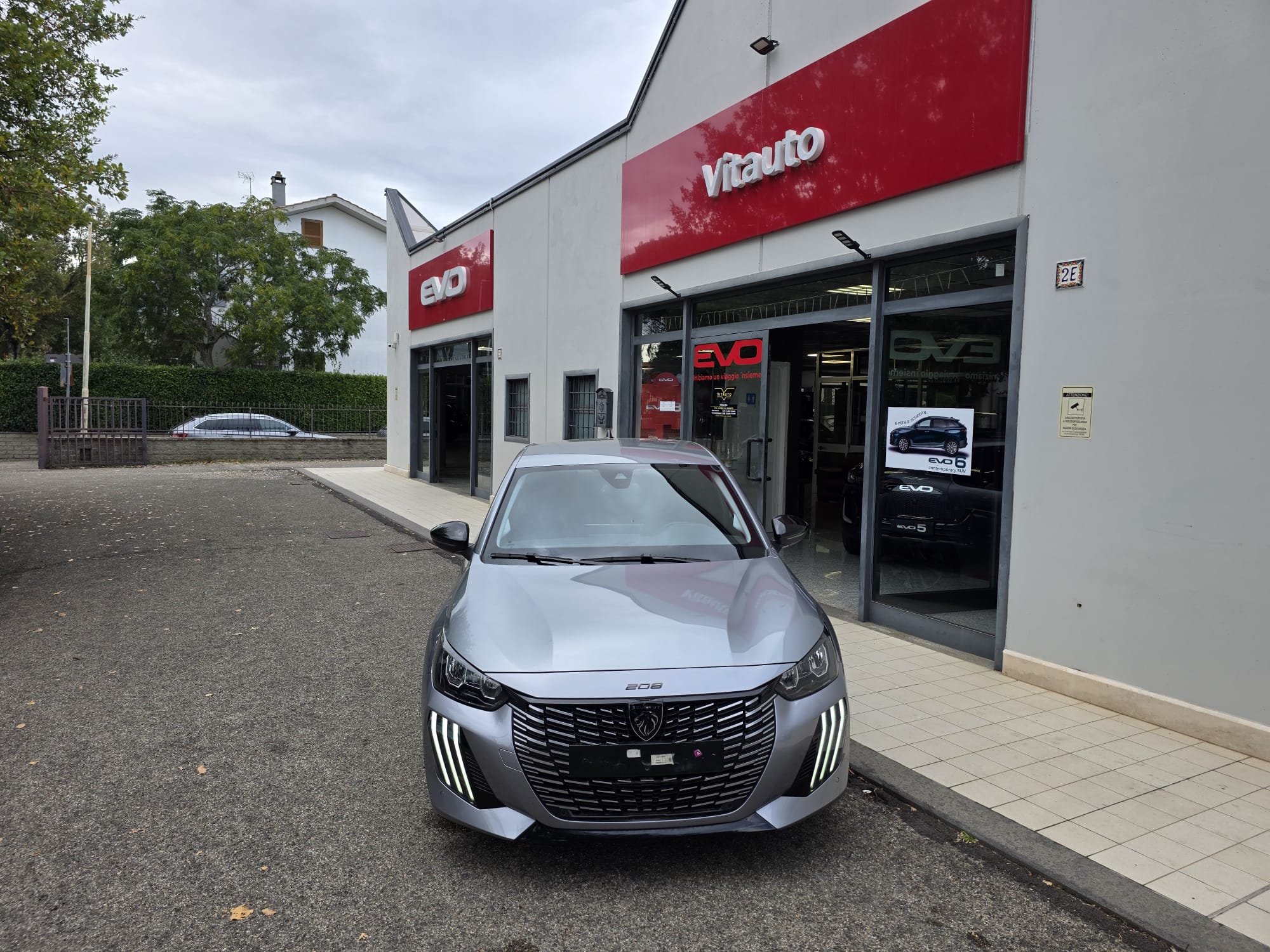Peugeot 208 1.2 Puretech Allure 100 Cv