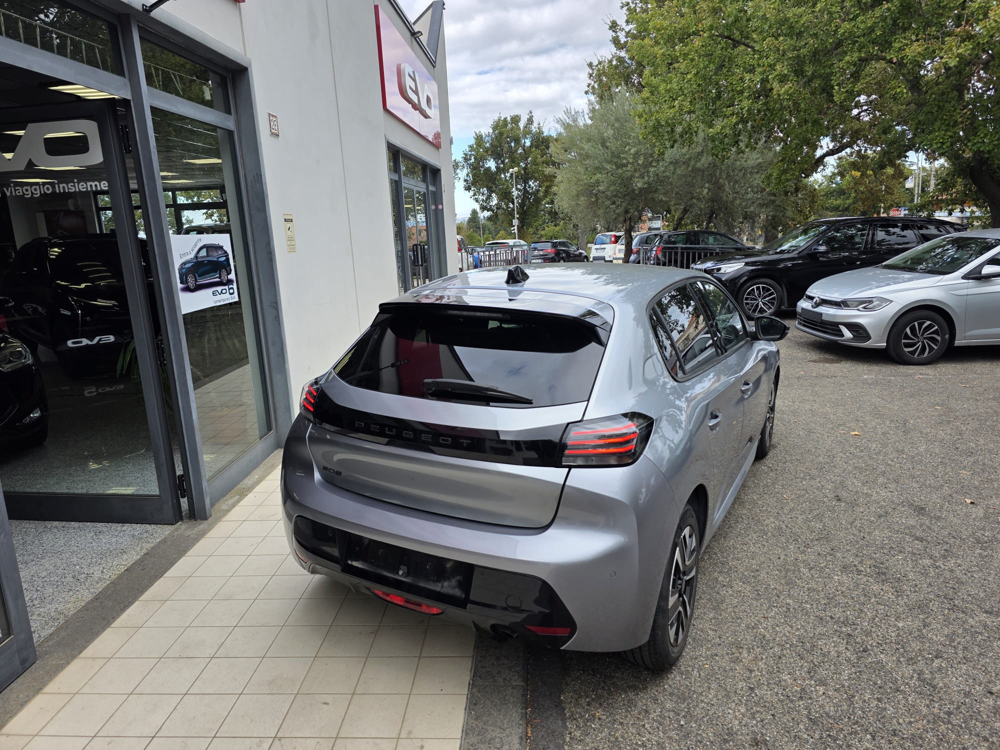 Peugeot 208 1.2 Puretech Allure 100 Cv