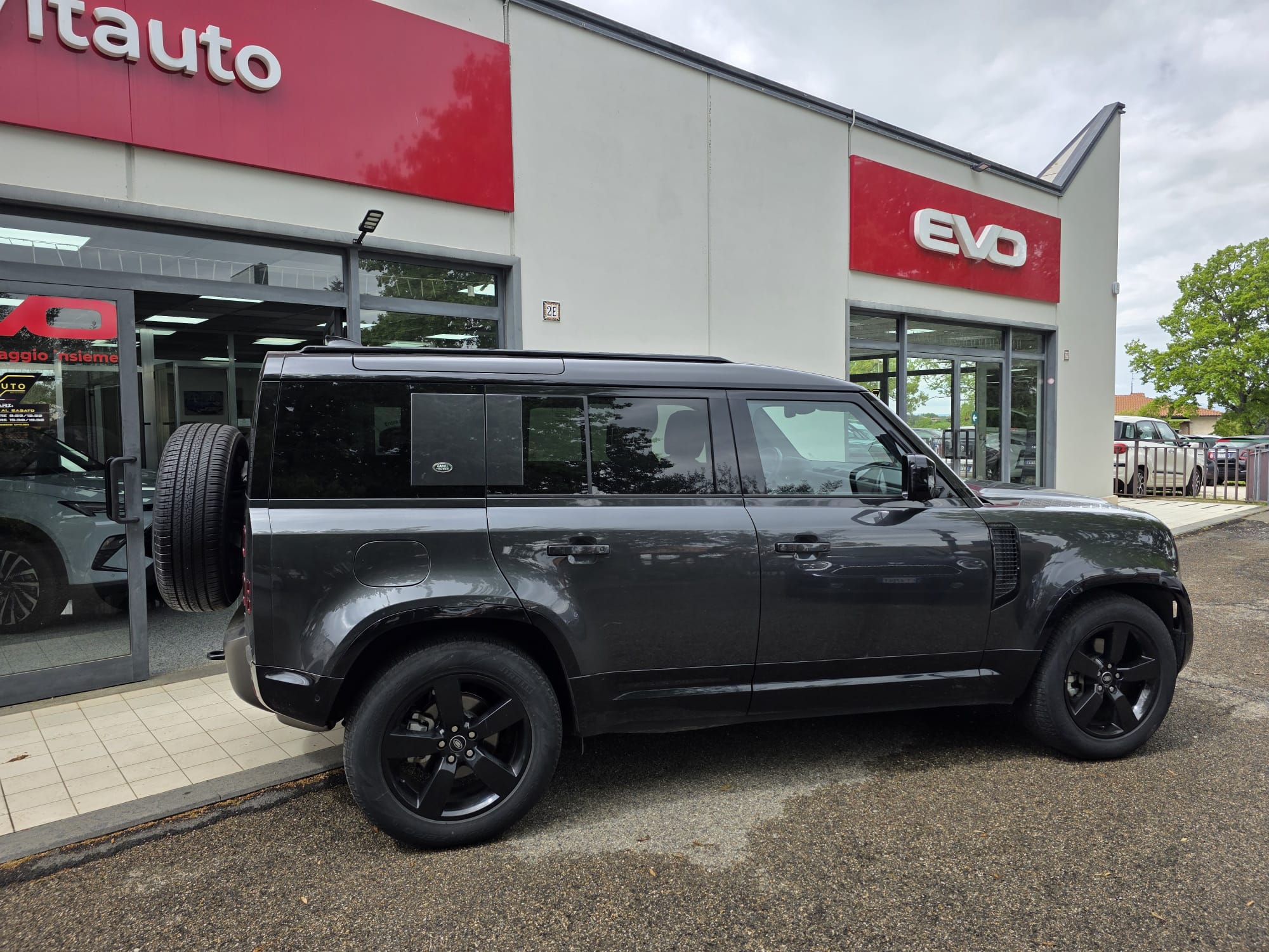 Land Rover Defender X-Dynamic Se
