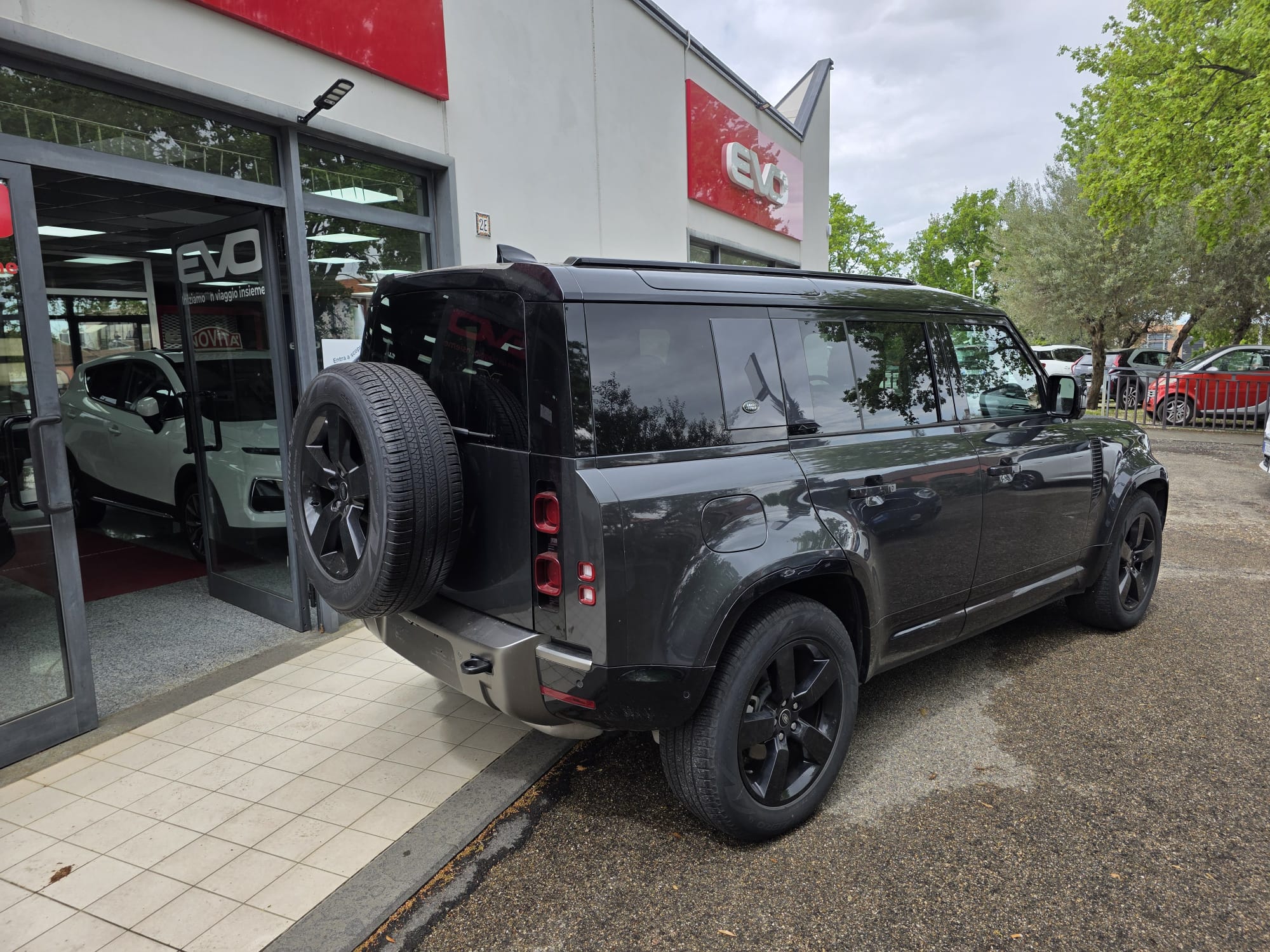 Land Rover Defender X-Dynamic Se