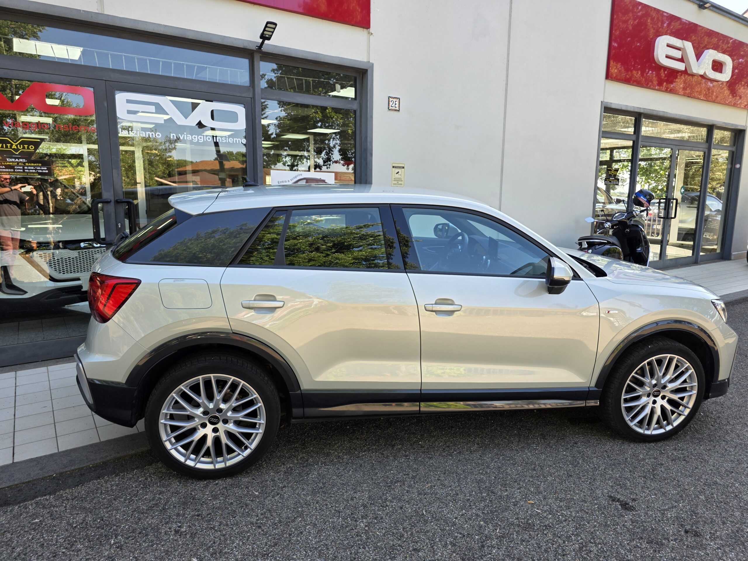 Audi Q2