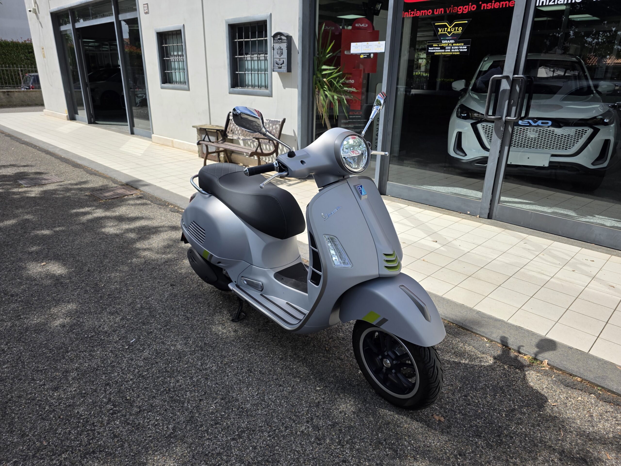 VESPA GTS 300 SuperTech VESPA GTS 300 SuperTech