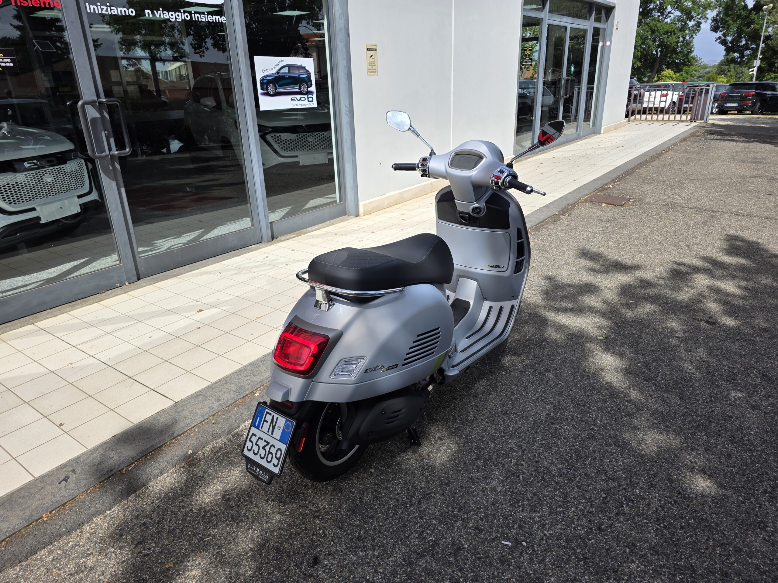 VESPA GTS 300 SuperTech VESPA GTS 300 SuperTech